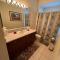 Beautiful Pool Home near the I95 Exit 284 - Palm Coast