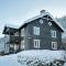 Historic Farm With Panoramic Views In Gudbrandsdalen - Favang
