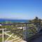 Spacious Beach House Villa 35min from Athens - Dhílesi
