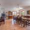 Stunning Home In Bosa