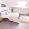 Hebden Bridge Haven - Stylish, Cosy, Canal Side, Pet Friendly