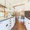 3 Bedroom Lovely Apartment In Ocquerre