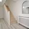 Clothier House - Stylish 3Bed Haven, WiFi & Driveway Parking - Willenhall