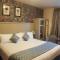 The George Hotel