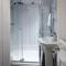 Central Flat-2Bedrooms-2Bath-By FabAccommodation - Bristol