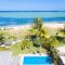 Chalet Kestrel with pool on the beach