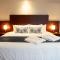 Parc Royale Suites Hotel