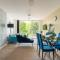 Stylish 2BR 2BA Apartment Colindale With Balcony - Colindale