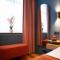Gillis Eight Guest Rooms by Romy&Travis