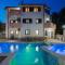 Villa Lealeana