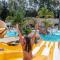 Camping 4 étoiles - Parc aquatique - eebah0 - Hyères