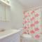Community Grills and Pool Gautier Condo! - Gautier
