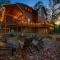 Sleeps18-Walk2Town-HotTub-Firepit-Playground-Games - Broken Bow