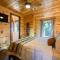 Sleeps18-Walk2Town-HotTub-Firepit-Playground-Games - Broken Bow