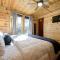 Sleeps18-Walk2Town-HotTub-Firepit-Playground-Games - Broken Bow