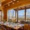 A View for All Seasons Luxe Smoky Mountain Cabin with Hot Tubs Game Room - Сев'єрвілл