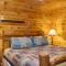 A View for All Seasons Luxe Smoky Mountain Cabin with Hot Tubs Game Room - Сев'єрвілл