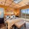 Elevated Escape by Ghosal Luxury Lodging - 赛维尔维尔