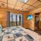 Elevated Escape by Ghosal Luxury Lodging - 赛维尔维尔
