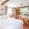 Swift Host Barn Cottage Holiday Home - Rackheath