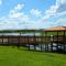 Gorgeous 4 BR with pool and lake view - Kissimmee