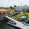 Gorgeous Home with pool and lake view - 基西米