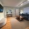 86 Dr Marcus House - Popular Broadway Area