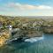 Cliffside Haven Where Ocean Meets Sky - San Diego