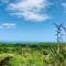 Mid Century Beach Front Gem With Panoramic Views - 旺格努伊