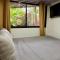 Colibri Ecolodge 3 minutes walk to beach and town