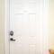 74R-2 New renovated Apartment - كوينسي