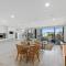 Crown Beach Escape - Stylish Comfort by the Sea