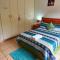 Balooga 13 - Sleeps 6 - Amazing sea views!