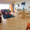 Balooga 13 - Sleeps 6 - Amazing sea views!