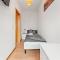 Chic Apartment with Parking place - Apolda