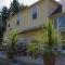 Genelle House B&B Guest House