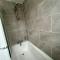 Perfect getaway Central Basingstoke 3 bed home! - 贝辛斯托克