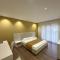 Maxi Room