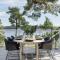Exclusive Beachfront villa - Hammarö