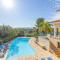 Apollon Zeus Villa