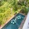 Serene Cottage with Beautiful Garden and Heated Pool