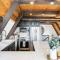 A-Frame Cabin with Hot Tub & Close to Lake Tahoe - تاهو سيتي