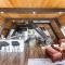 A-Frame Cabin with Hot Tub & Close to Lake Tahoe - تاهو سيتي