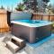 Cozy Hot Tub Retreat