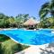 Tropical Playacar Villa Pool Near 5th & Beach