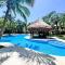 Tropical Playacar Villa Pool Near 5th & Beach - 普拉亚卡门