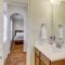 8 Mi to the Galleria Home with Balcony and Yard - Х'юстон