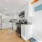 Newly Renovated 3BR 2BA - Walk to Restaurants - Vineyard Haven