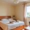 Costas Guest House