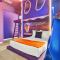 Modern 5BR Home with Pool - أورلاندو